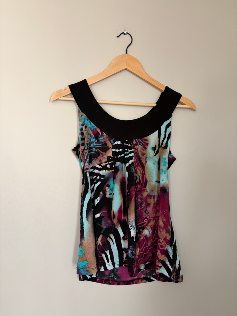vintage Pretty Woman abstract animal print sleeveless summer blouse